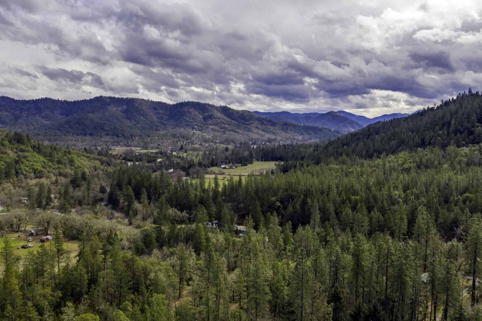 280 Fielder Creek Road Rogue River, OR 97537 - Photo 14 of 61 DJI_0960-HDR
