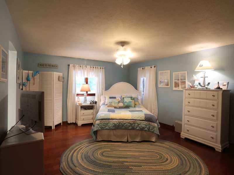 12621 Walrond Road Fishers, IN 46037 - Photo 9 of 18 Gallery Image 9