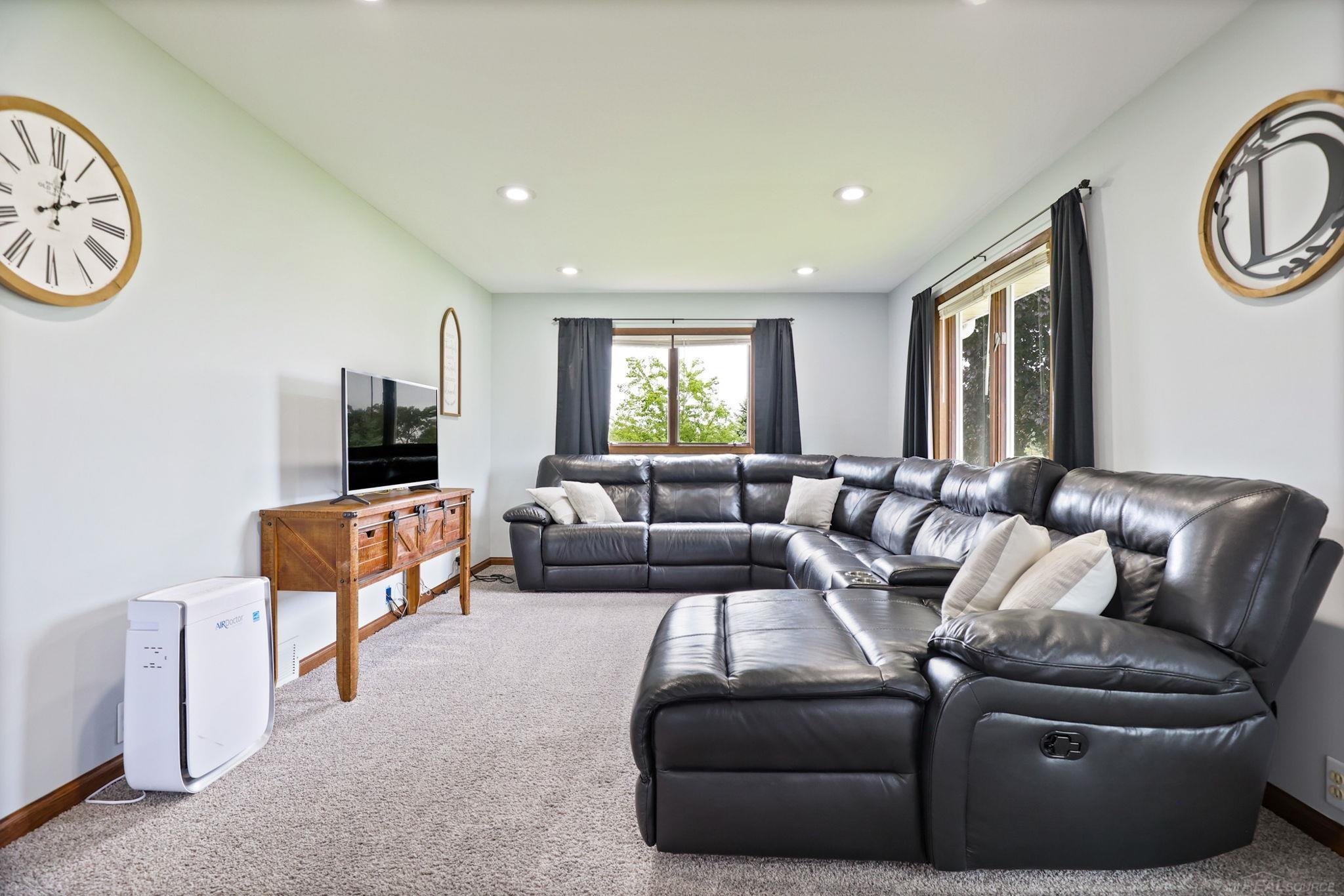 2165 South Tuscola Road Munger, MI 48747 - Photo 8 of 48