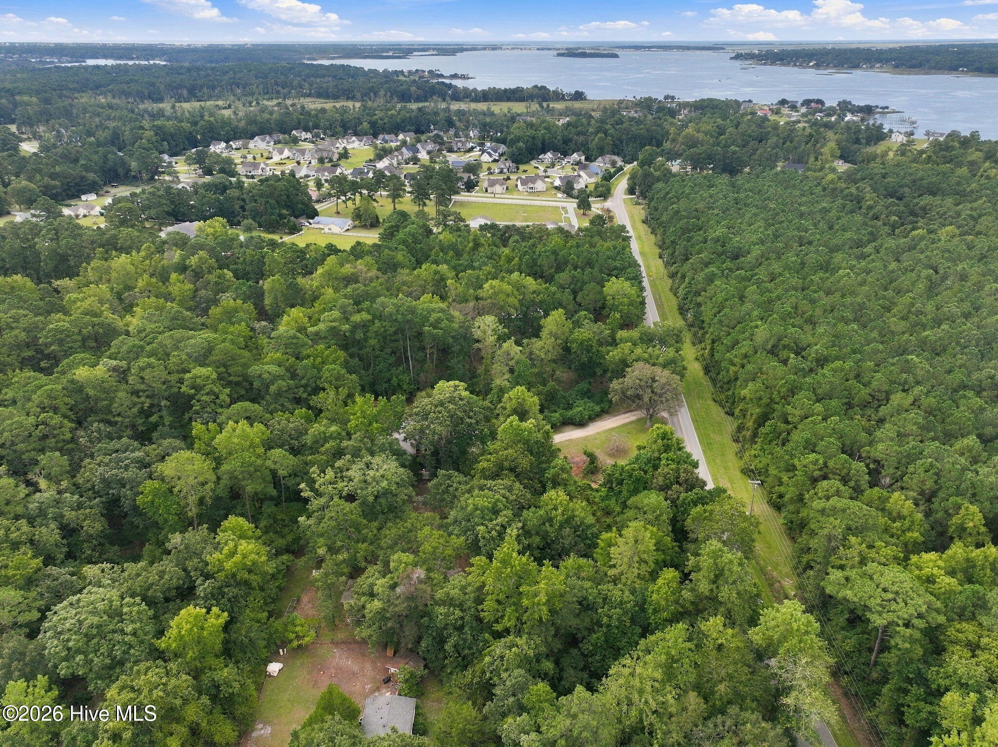 684 West Firetower Road Swansboro, NC 28584 - Photo 33 of 35 26-web-or-mls-684 W Firetower 026