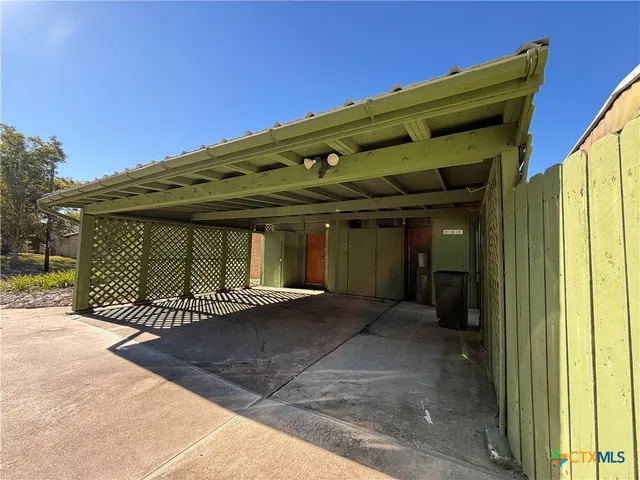 $255,000 | 2221 McPherson Drive, Port Lavaca, TX 77979