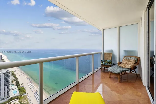 $3,400 | 1830 South Ocean Drive, Unit 4712, Hallandale Beach, FL 33009