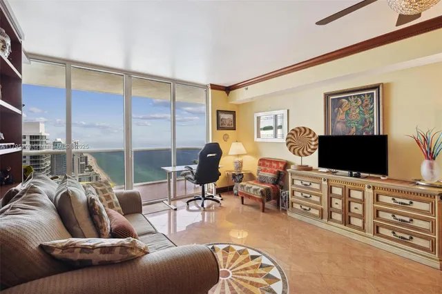 $3,400 | 1830 South Ocean Drive, Unit 4712, Hallandale Beach, FL 33009