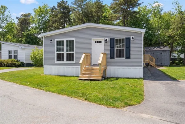 $305,000 | 36 Cheryl Lane, Carver, MA 02330