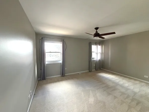 $389,900 | 15 Indian Trail Drive, Unit 15, Westmont, IL 60559