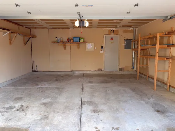 $389,900 | 15 Indian Trail Drive, Unit 15, Westmont, IL 60559