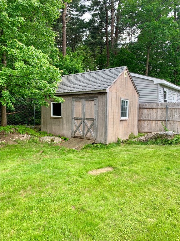 68 Angus Street Coventry, RI 02816 - Photo 16 of 17 Gallery Image 16