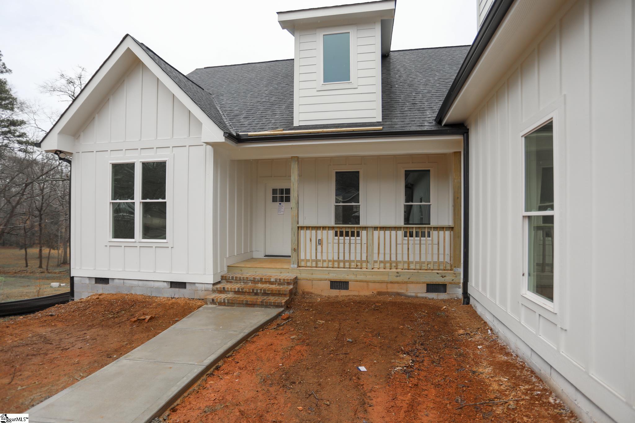 14 Ferncrest Drive Greenville, SC 29605 - Photo 2 of 28