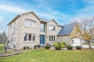 $660,000 | 16857 Deer Path Drive, Homer Glen, IL 60491
