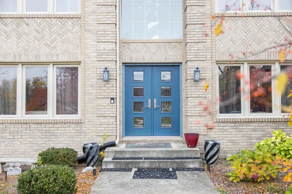 $660,000 | 16857 Deer Path Drive, Homer Glen, IL 60491