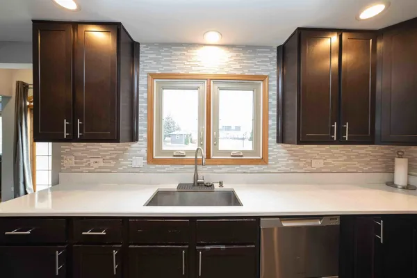 $660,000 | 16857 Deer Path Drive, Homer Glen, IL 60491