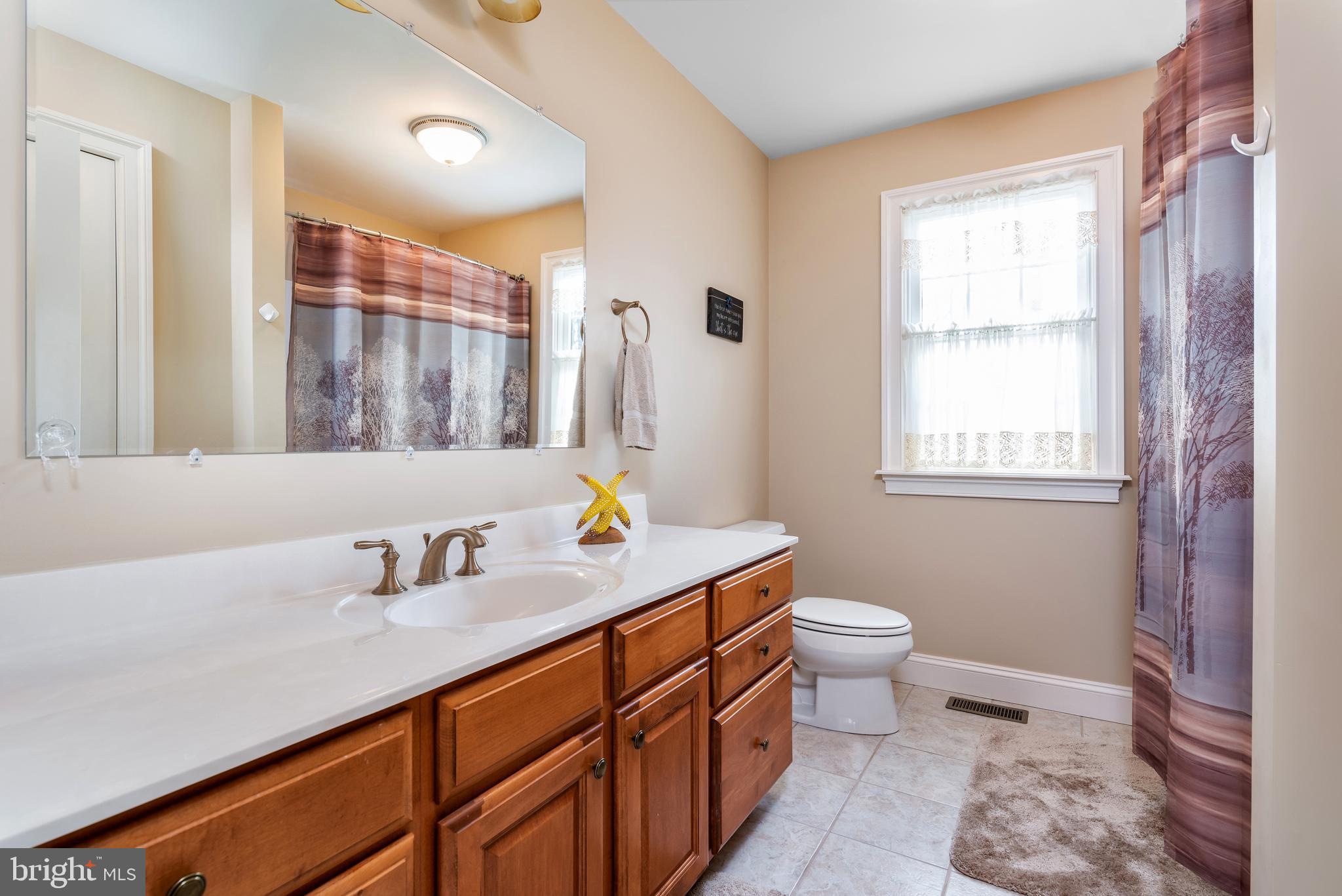 3630 Burkins Road Street, MD 21154 - Photo 25 of 41 Second Bath
