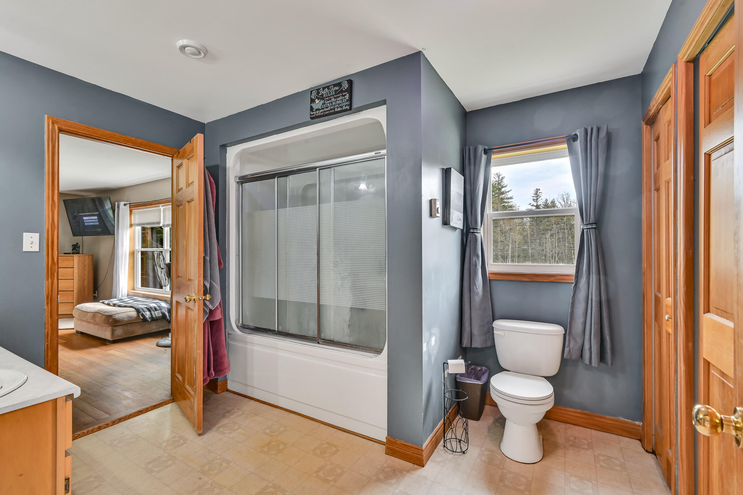 19 Conifer Lane Brunswick, ME 04011 - Photo 17 of 25 masterbth