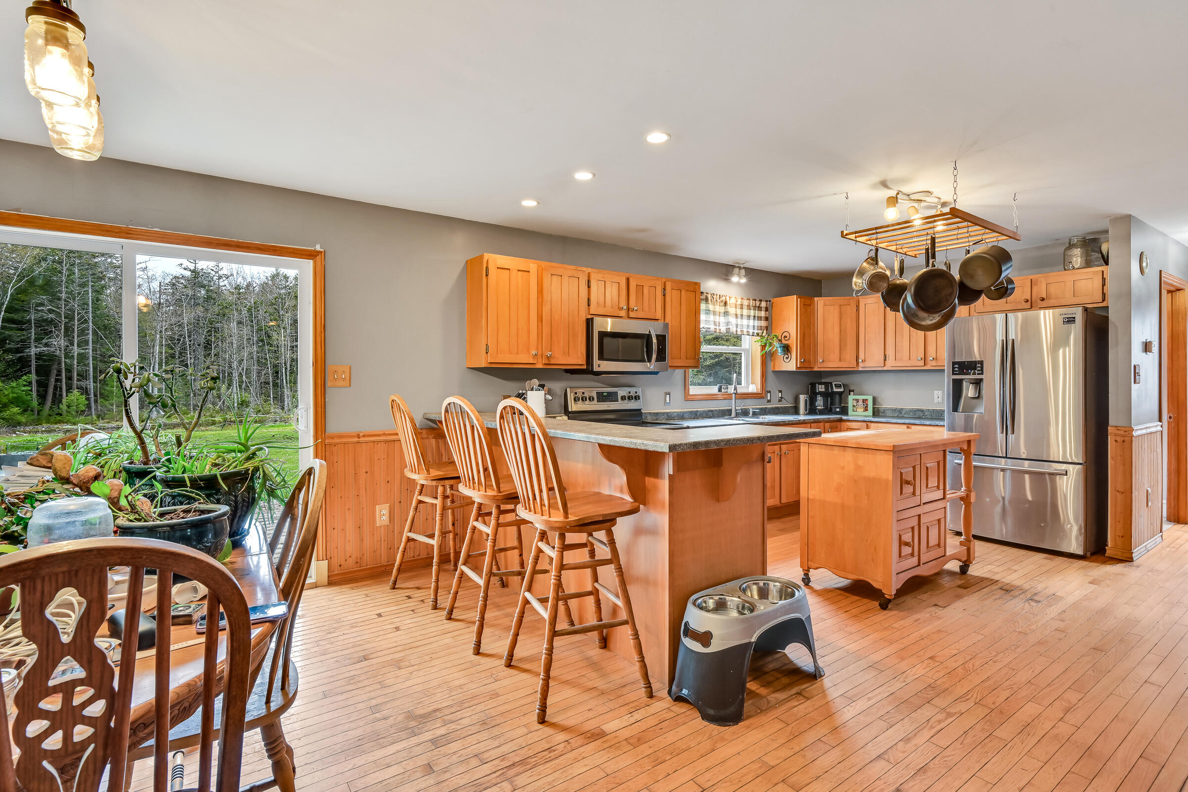 19 Conifer Lane Brunswick, ME 04011 - Photo 9 of 25 kitchenuse