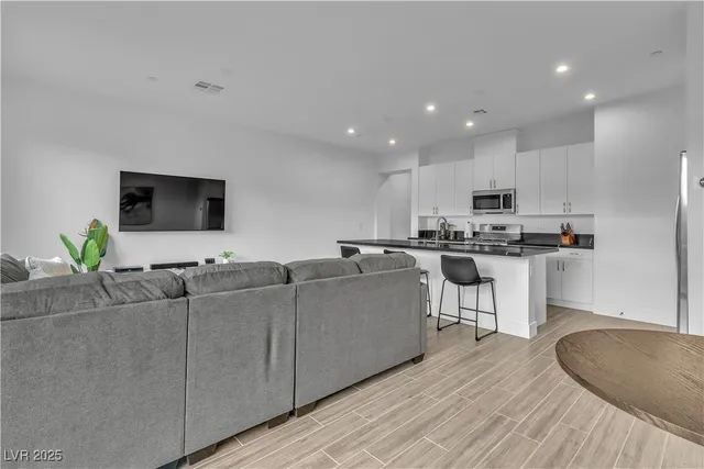 $464,995 | 2699 Chance Canyon Street, Henderson, NV 89044