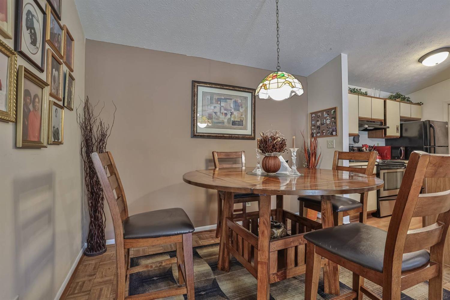 9319 Winton Road, Unit 12 Cincinnati, OH 45231 - Photo 9 of 26