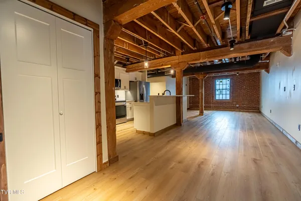 $468,000 | 453 East Main Street, Unit 200, Kingsport, TN 37660