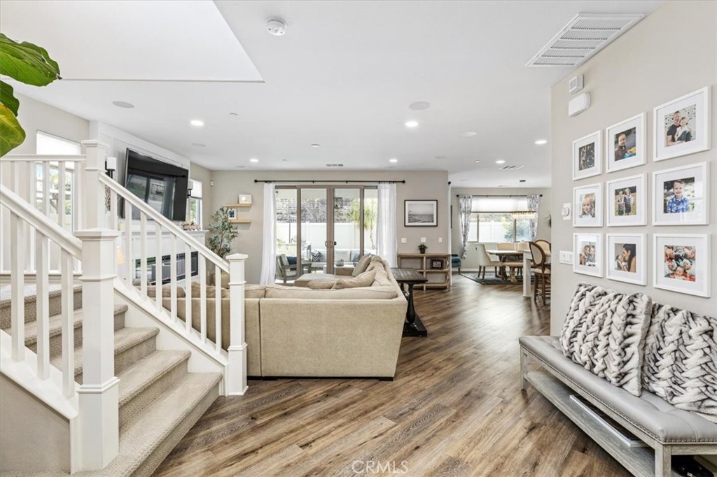 226 Treasure Drive San Marcos, CA 92078 - Photo 4 of 53