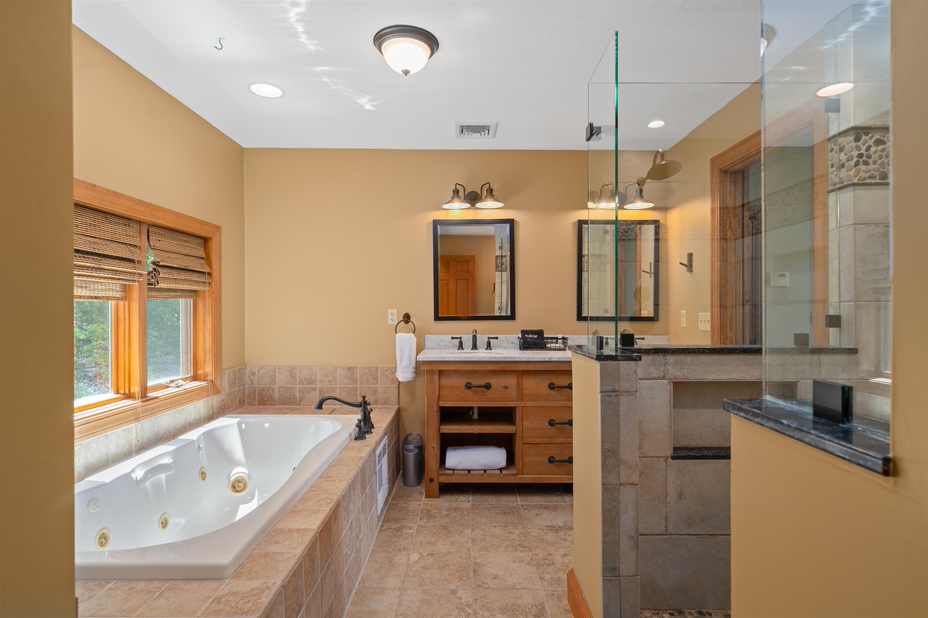 124 Tate Road Gilford, NH 03249 - Photo 23 of 59