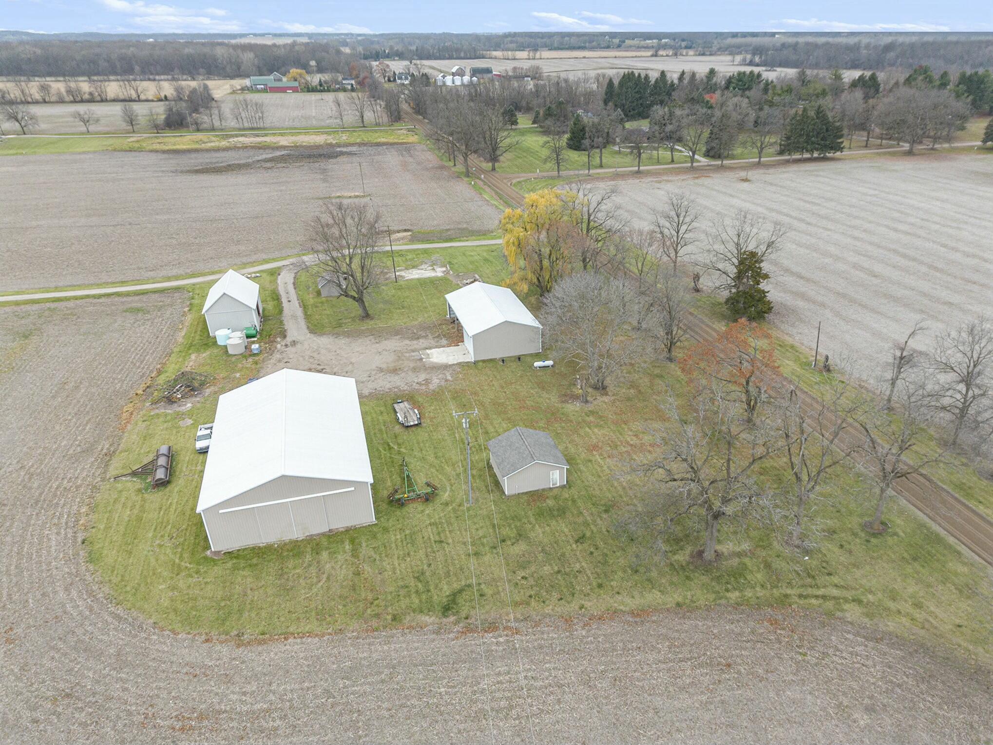 2575 Peckins Road Chelsea, MI 48118 - Photo 7 of 24 2575 Peckins Road Picture 7