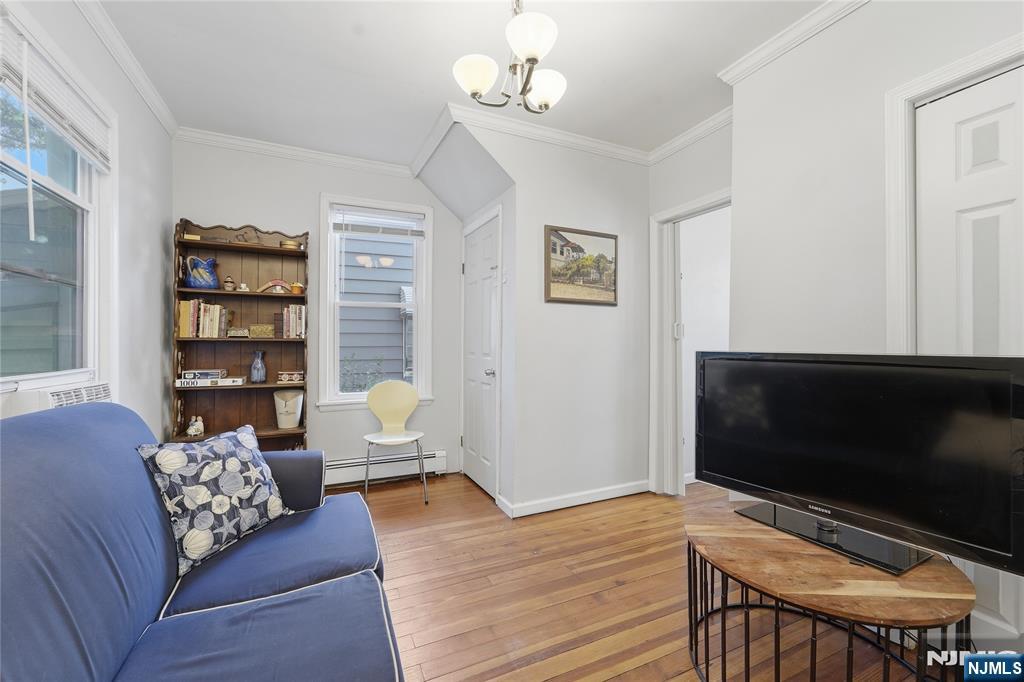 171 Van Winkle Street East Rutherford, NJ 07073 - Photo 4 of 25 Gallery Image 4