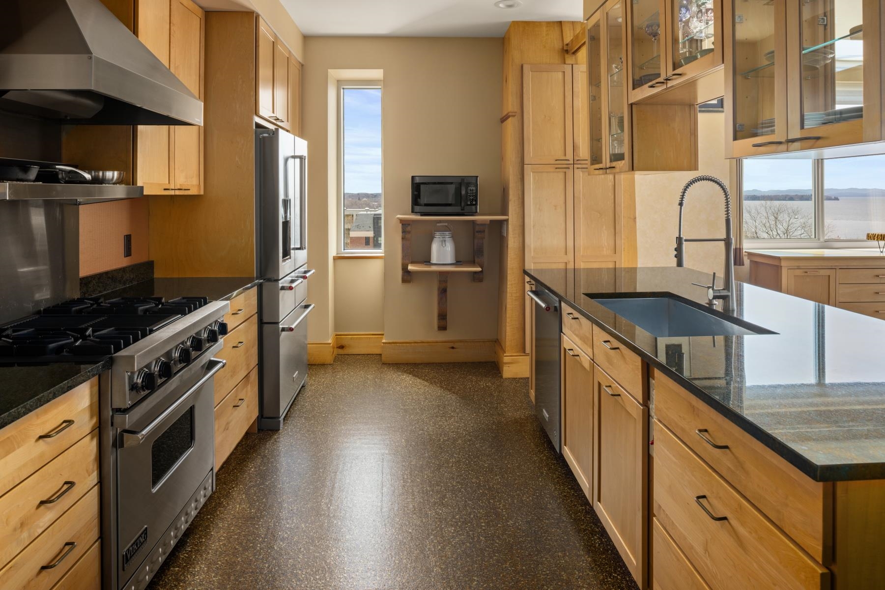 35 Cherry Street, Unit 404 Burlington, VT 05401 - Photo 19 of 53