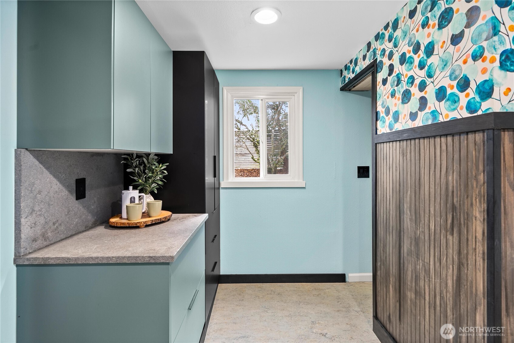 7315 South 115th Street Seattle, WA 98178 - Photo 18 of 36