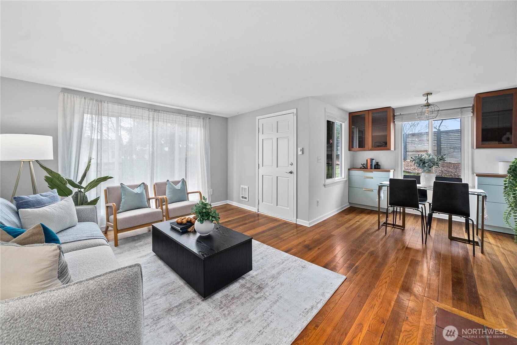 7315 South 115th Street Seattle, WA 98178 - Photo 9 of 36