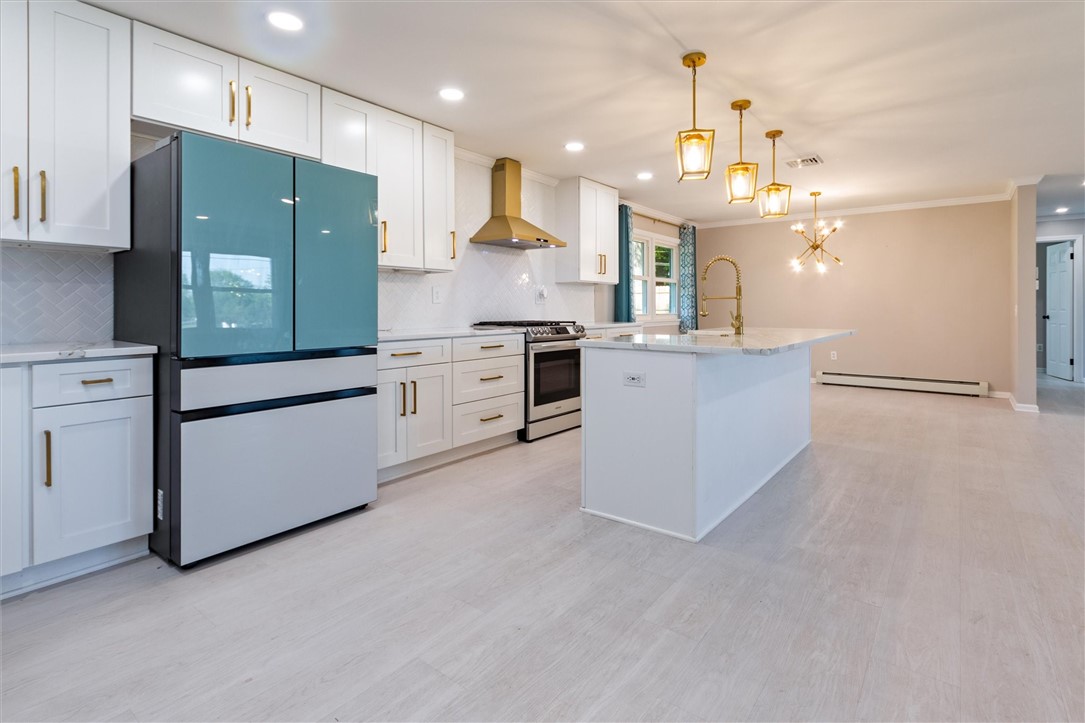 257 Fairport Road Pittsford, NY 14445 - Photo 11 of 50