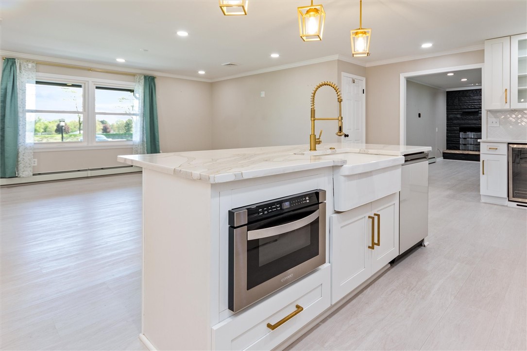 257 Fairport Road Pittsford, NY 14445 - Photo 13 of 50