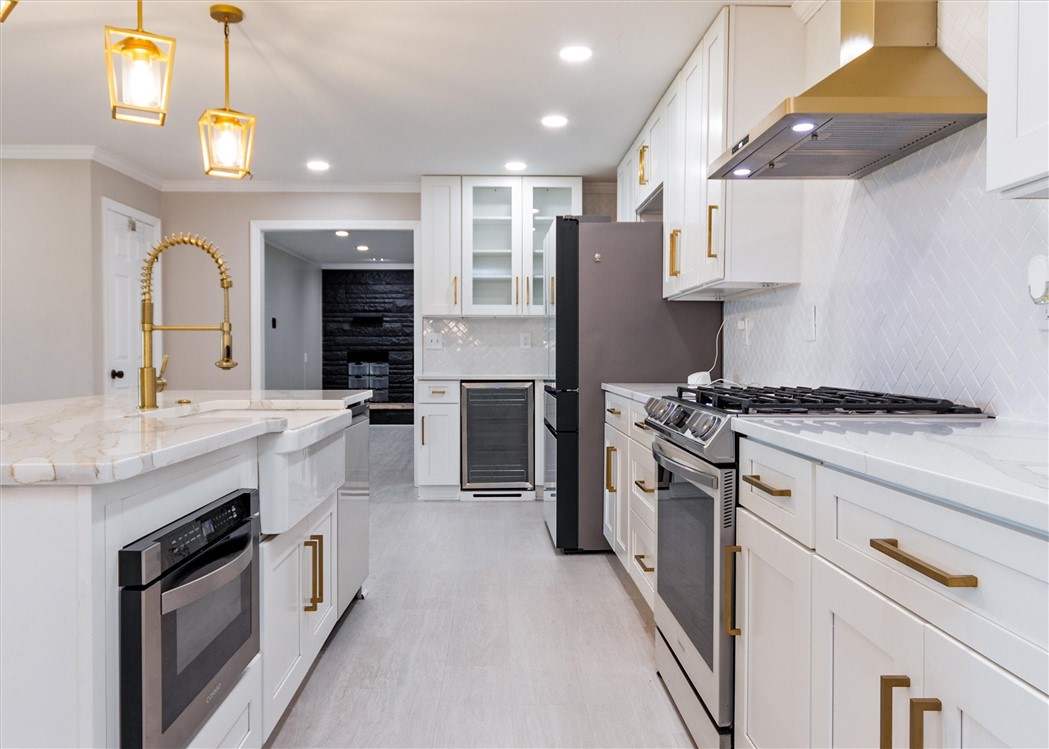 257 Fairport Road Pittsford, NY 14445 - Photo 18 of 50