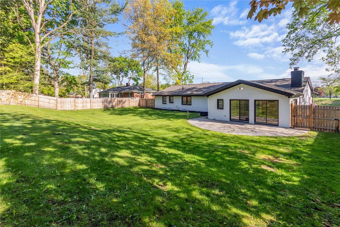 257 Fairport Road Pittsford, NY 14445 - Photo 4 of 50