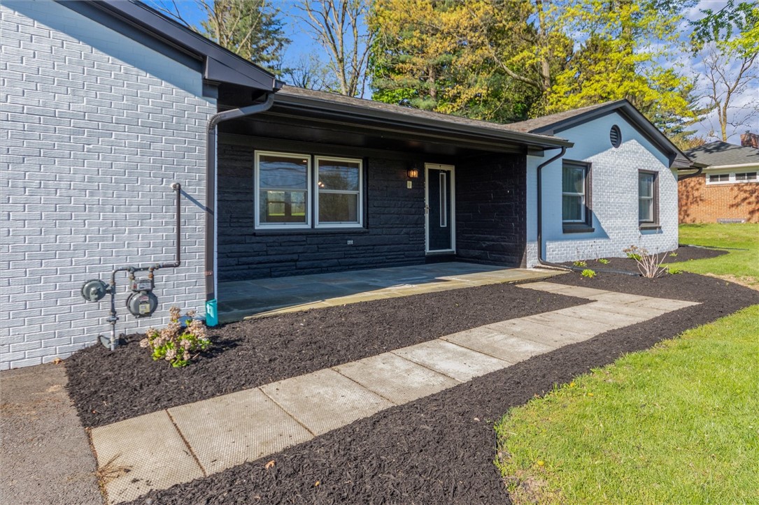 257 Fairport Road Pittsford, NY 14445 - Photo 6 of 50