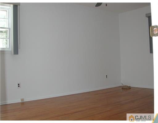 5 Puritan Road East Brunswick, NJ 08816 - Photo 12 of 13 Gallery Image 12