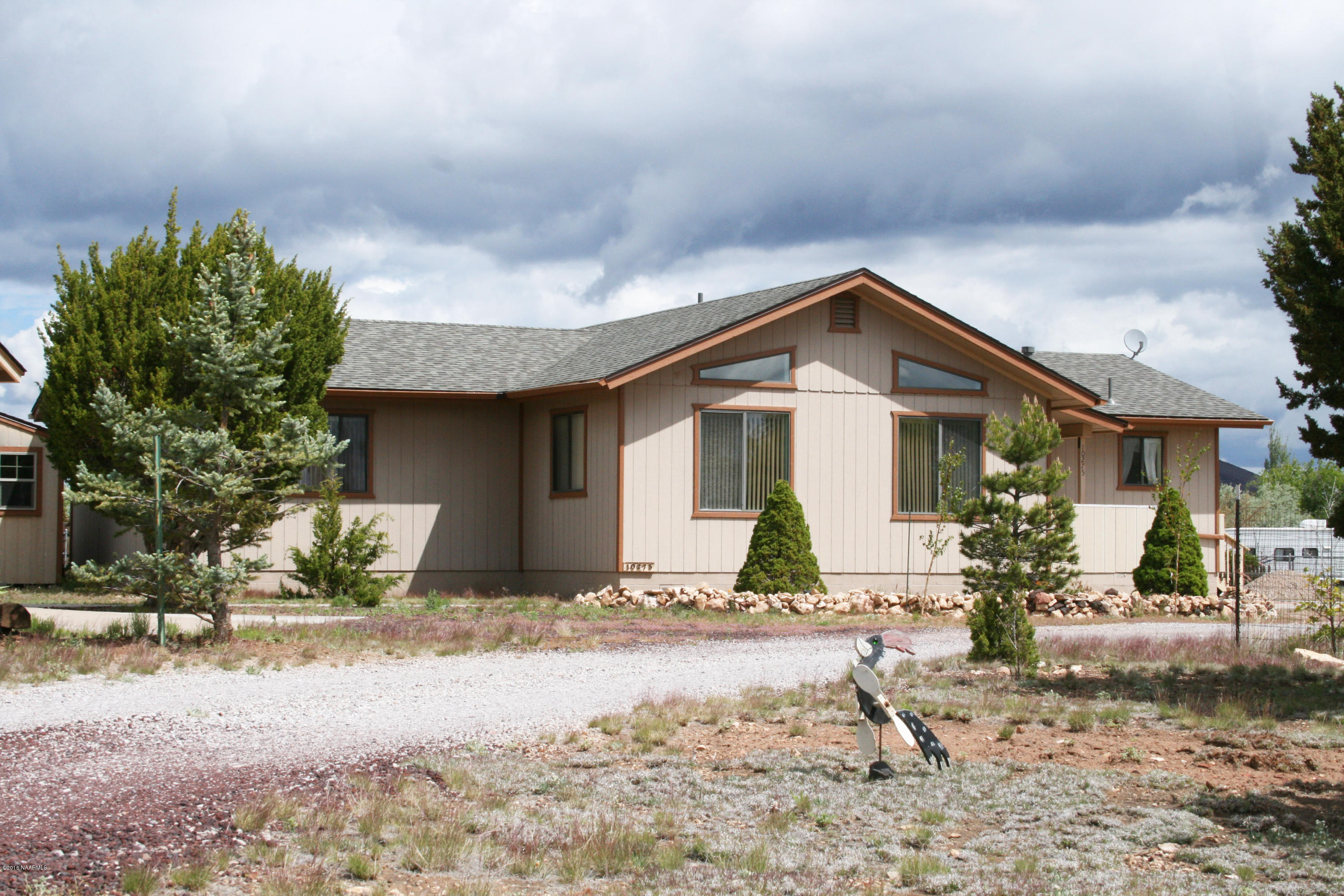 10275 Roan Road Flagstaff, AZ 86004 - Photo 1 of 30 Front of home