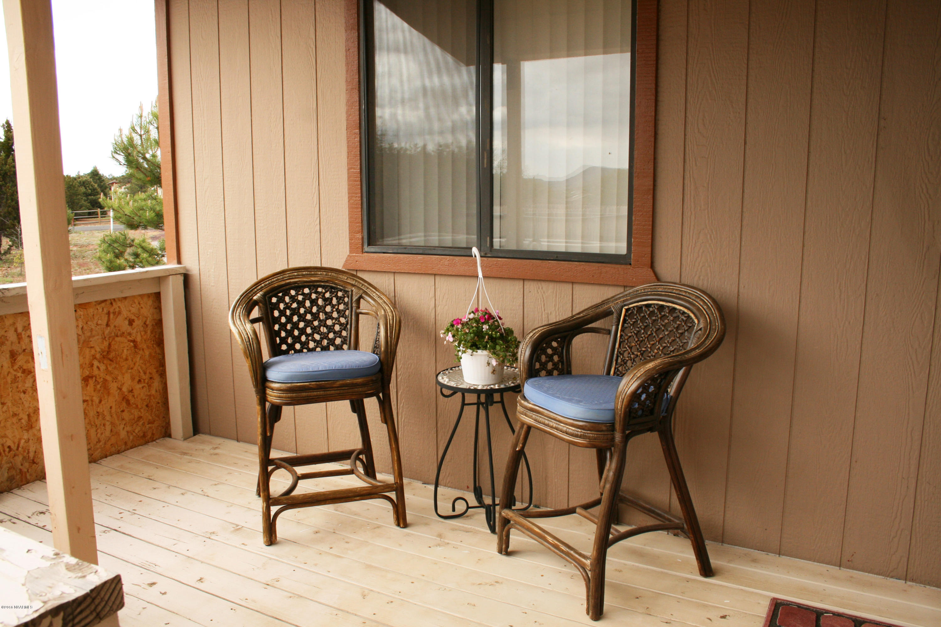 10275 Roan Road Flagstaff, AZ 86004 - Photo 24 of 30 10275 Roan Rd Welcome