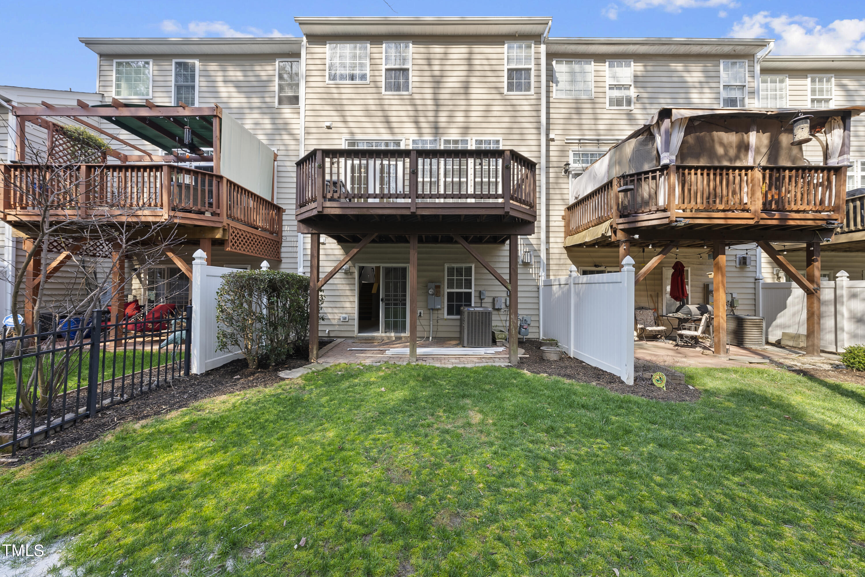 6926 Middleboro Drive Raleigh, NC 27612 - Photo 25 of 29 DSC05299