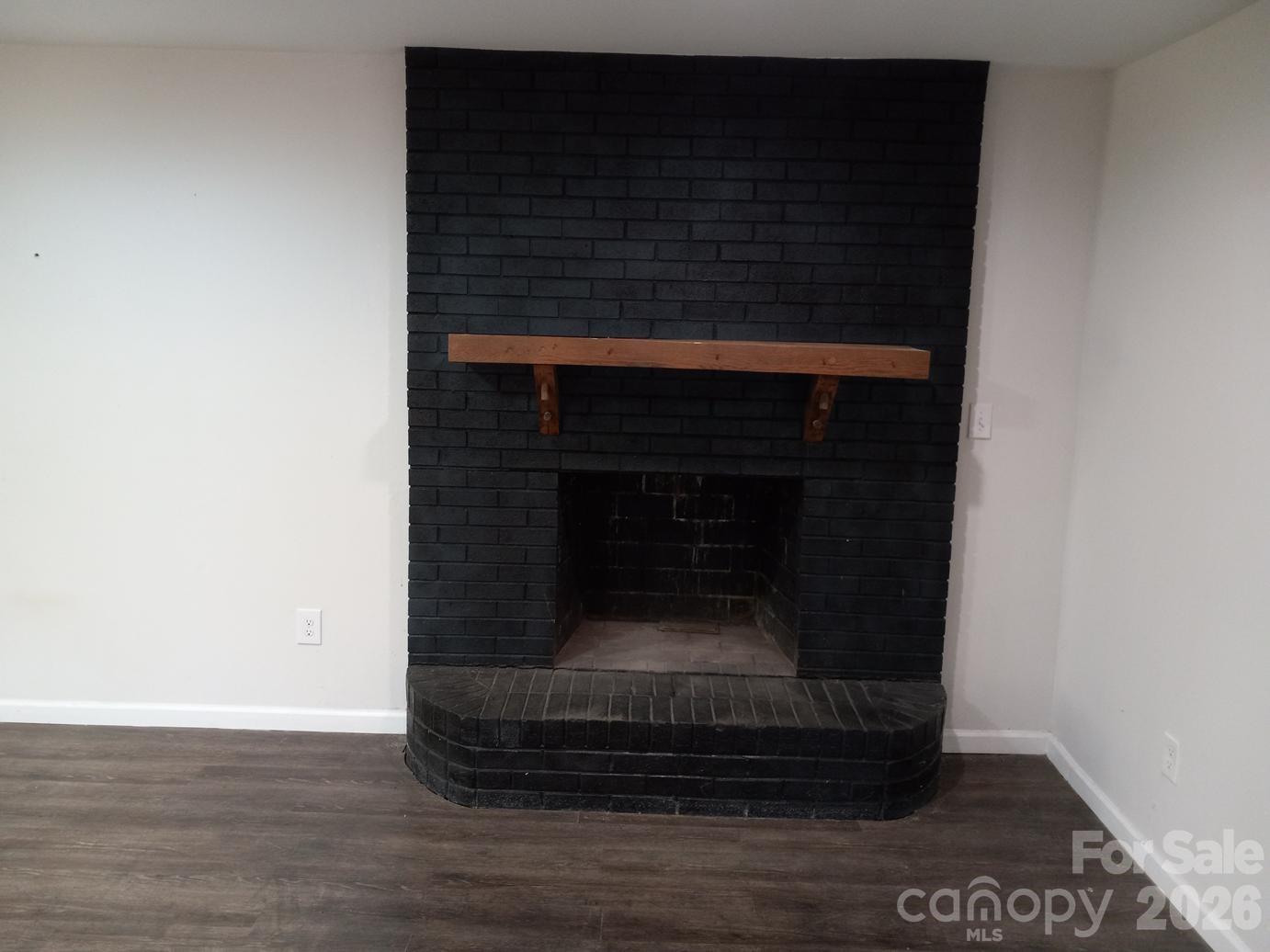1110 Cherry Mountain Road Shelby, NC 28150 - Photo 10 of 19 a room with a fireplace