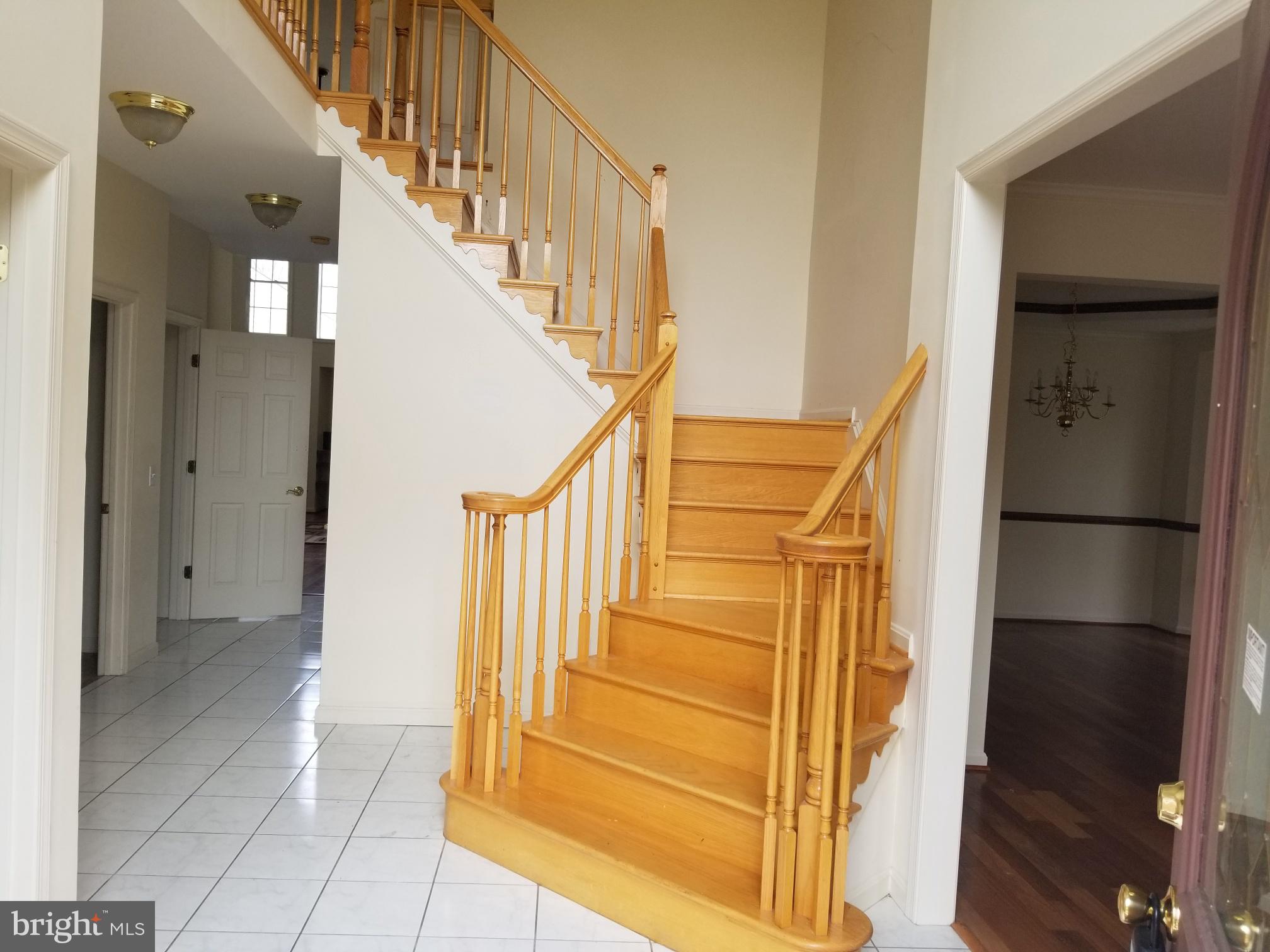 3943 Nelson House Road Ellicott City, MD 21043 - Photo 7 of 61 a view of entryway