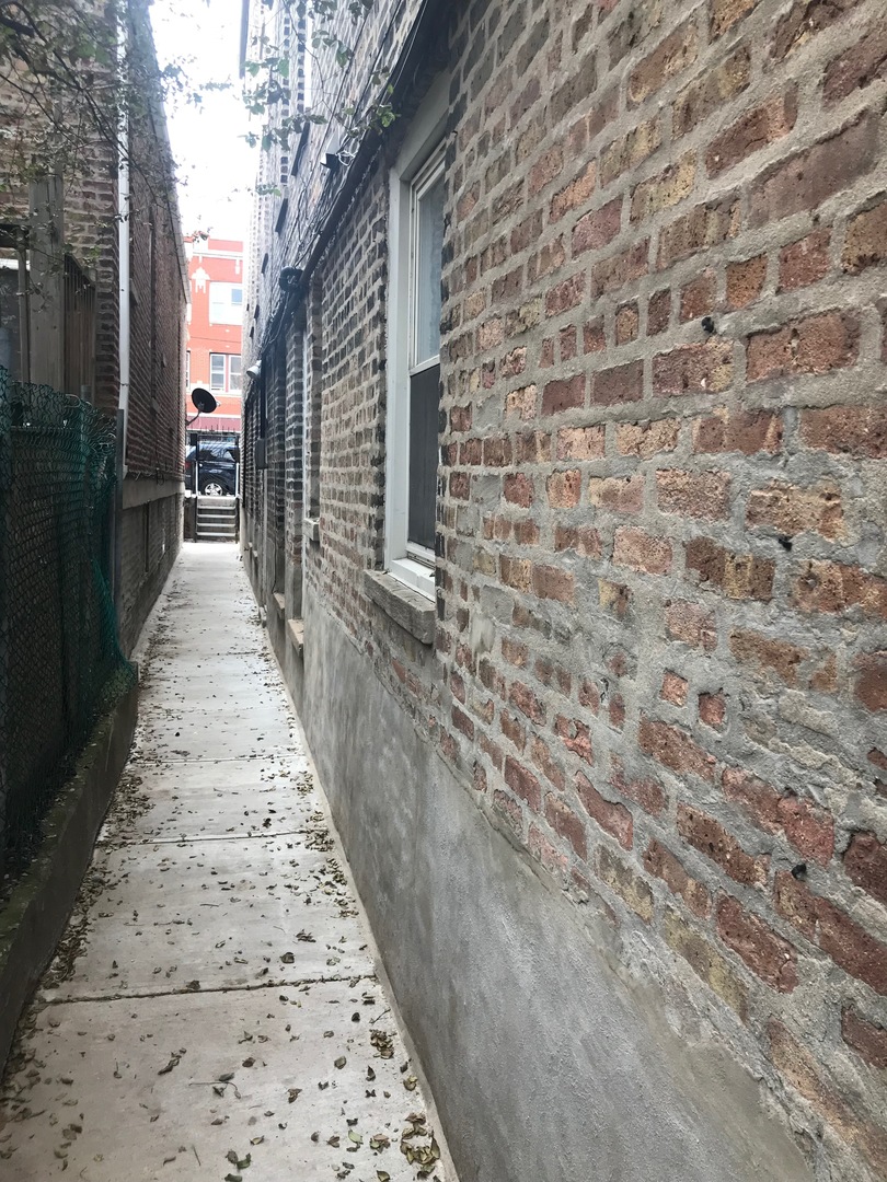 2824 West Cermak Road Chicago, IL 60623 - Photo 14 of 15