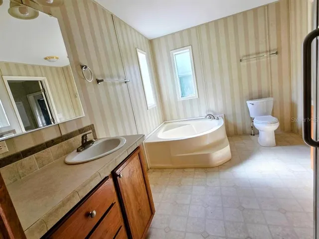 $200,000 | 14806 North 15th Street, Lutz, FL 33549