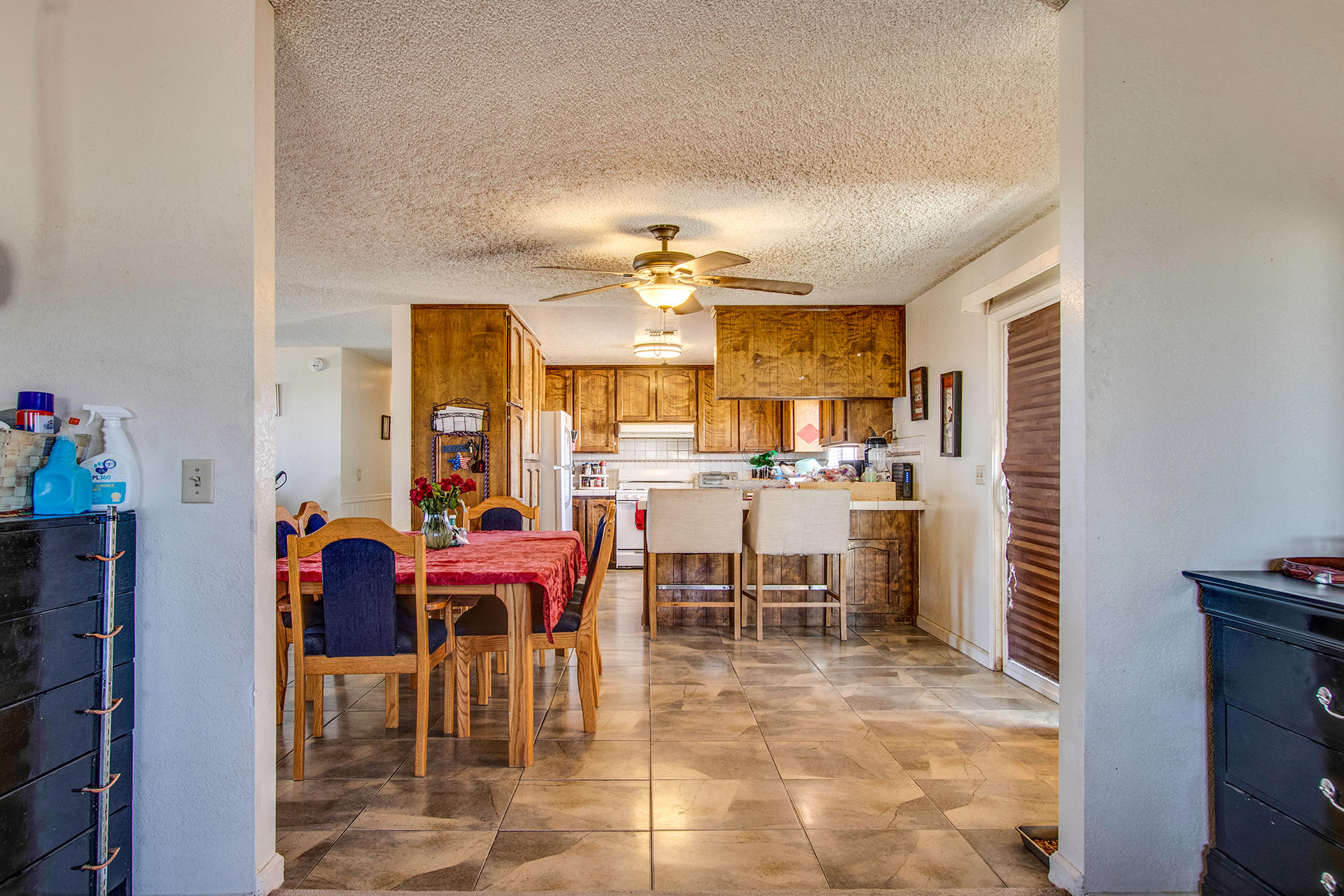 56949 Spencer Road Yucca Valley, CA 92284 - Photo 6 of 31 Kitchen 3