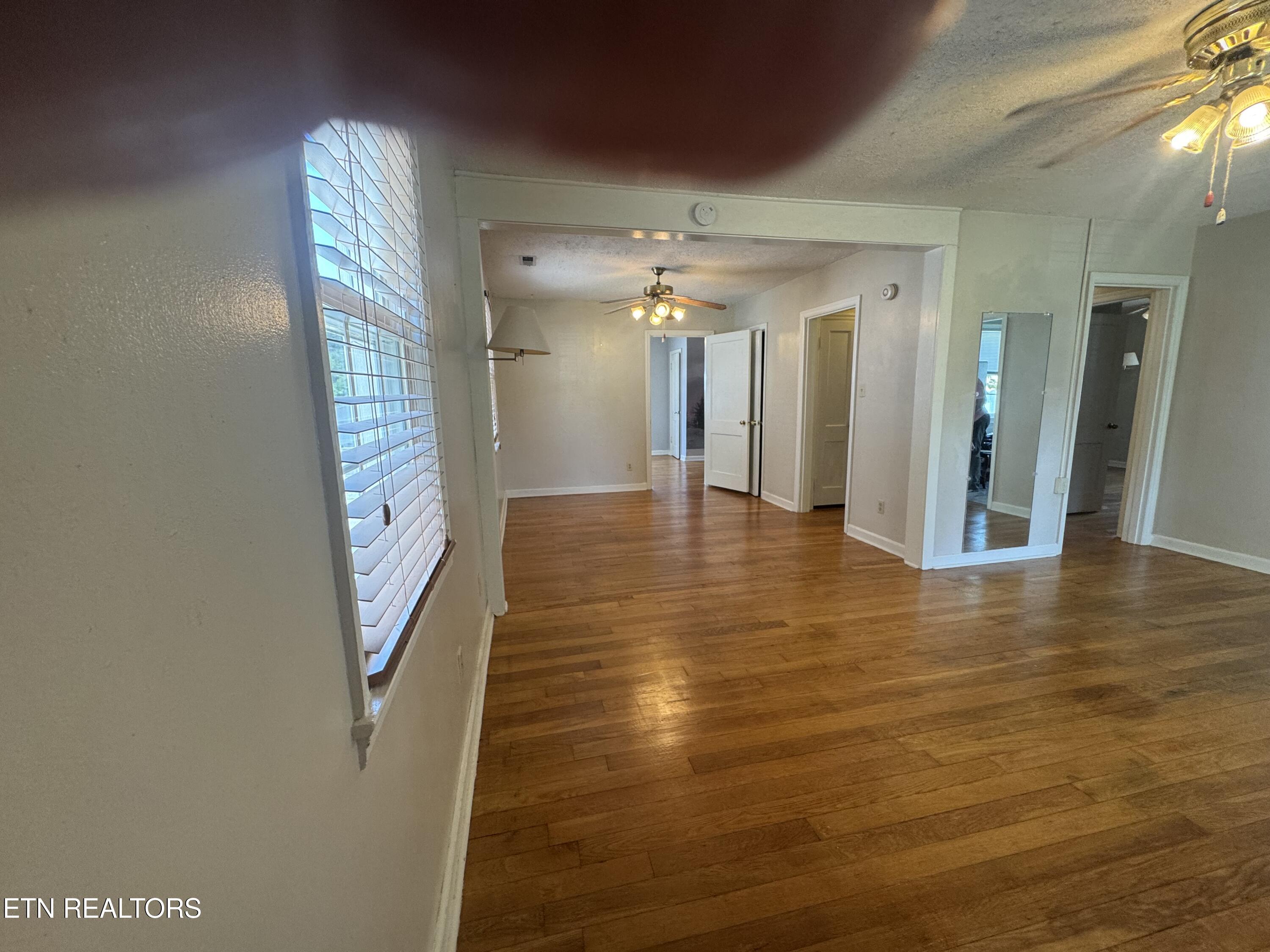 1315 East Red Bud Road Knoxville, TN 37920 - Photo 6 of 32 IMG_6904