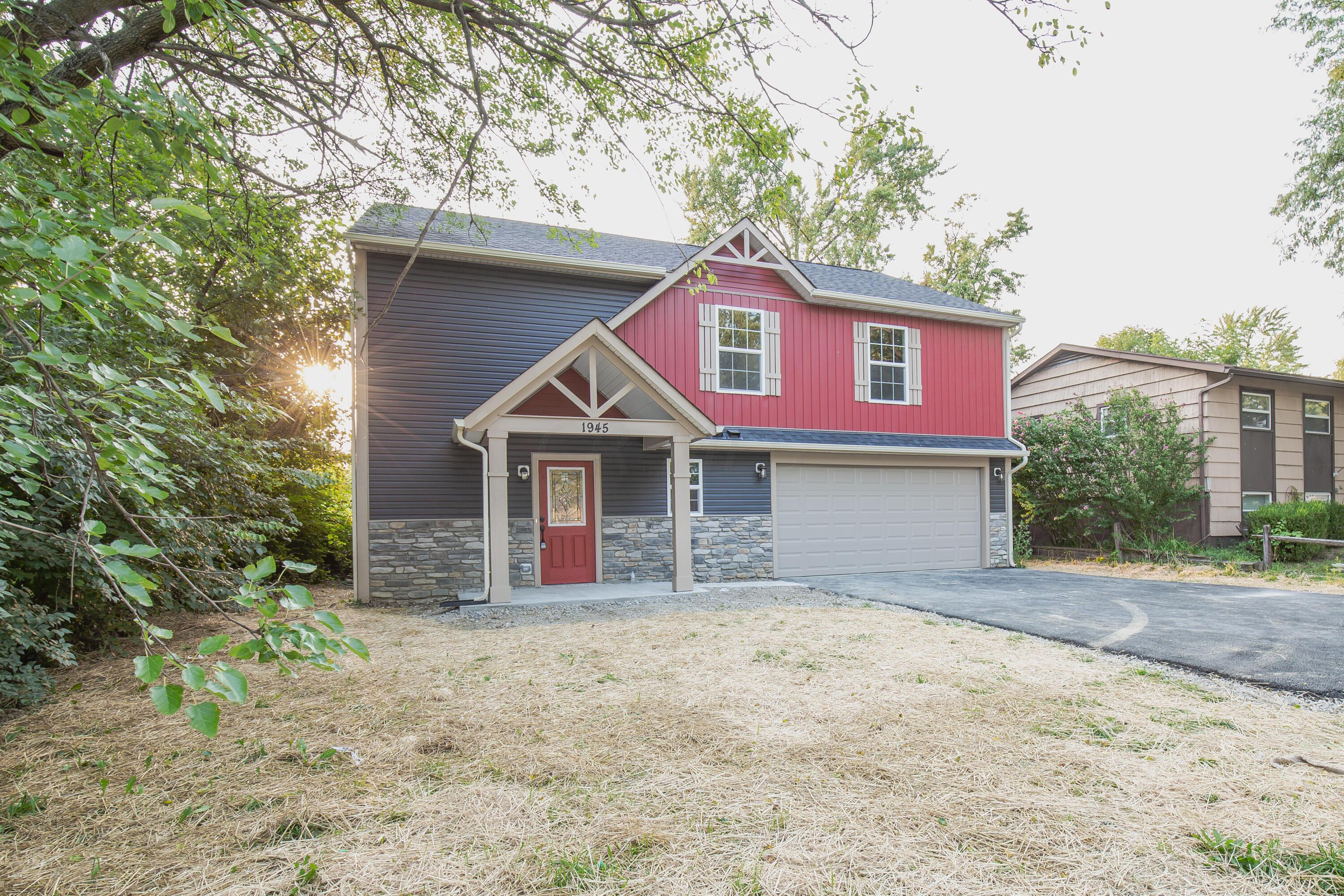 1945 Woodcrest Road Columbus, OH 43232 - Photo 1 of 32