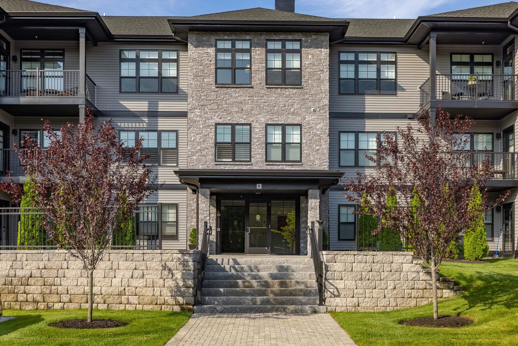 2075 Lafayette Road, Unit B33 Portsmouth, NH 03801 - Photo 1 of 39