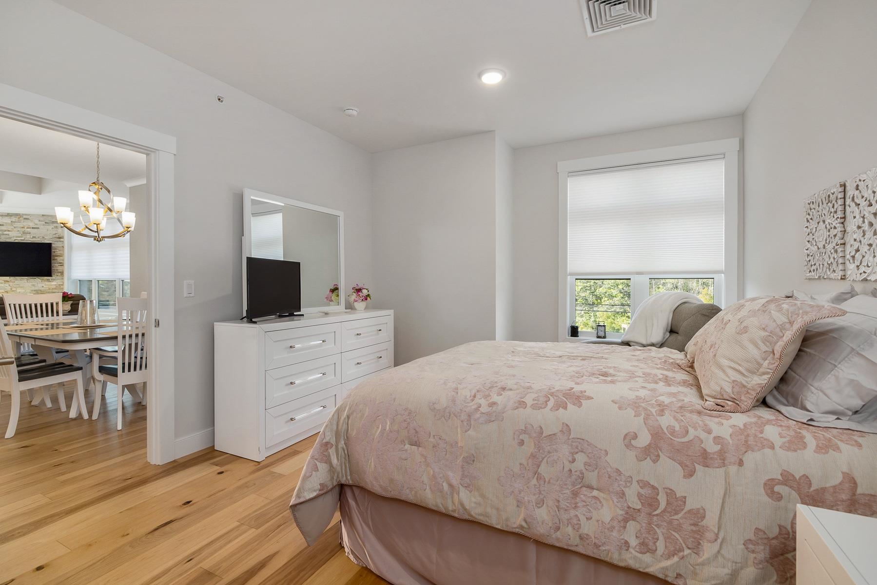 2075 Lafayette Road, Unit B33 Portsmouth, NH 03801 - Photo 16 of 39