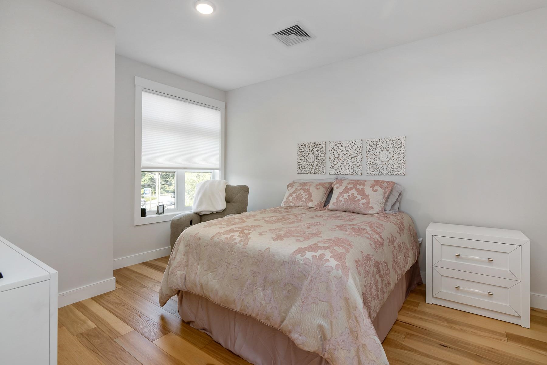 2075 Lafayette Road, Unit B33 Portsmouth, NH 03801 - Photo 17 of 39