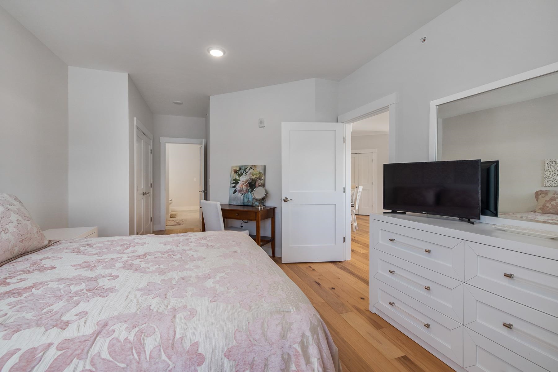 2075 Lafayette Road, Unit B33 Portsmouth, NH 03801 - Photo 18 of 39