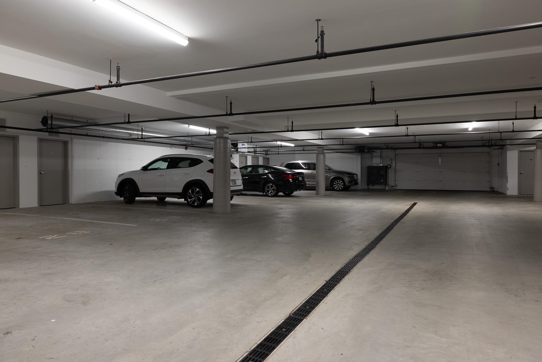 2075 Lafayette Road, Unit B33 Portsmouth, NH 03801 - Photo 31 of 39