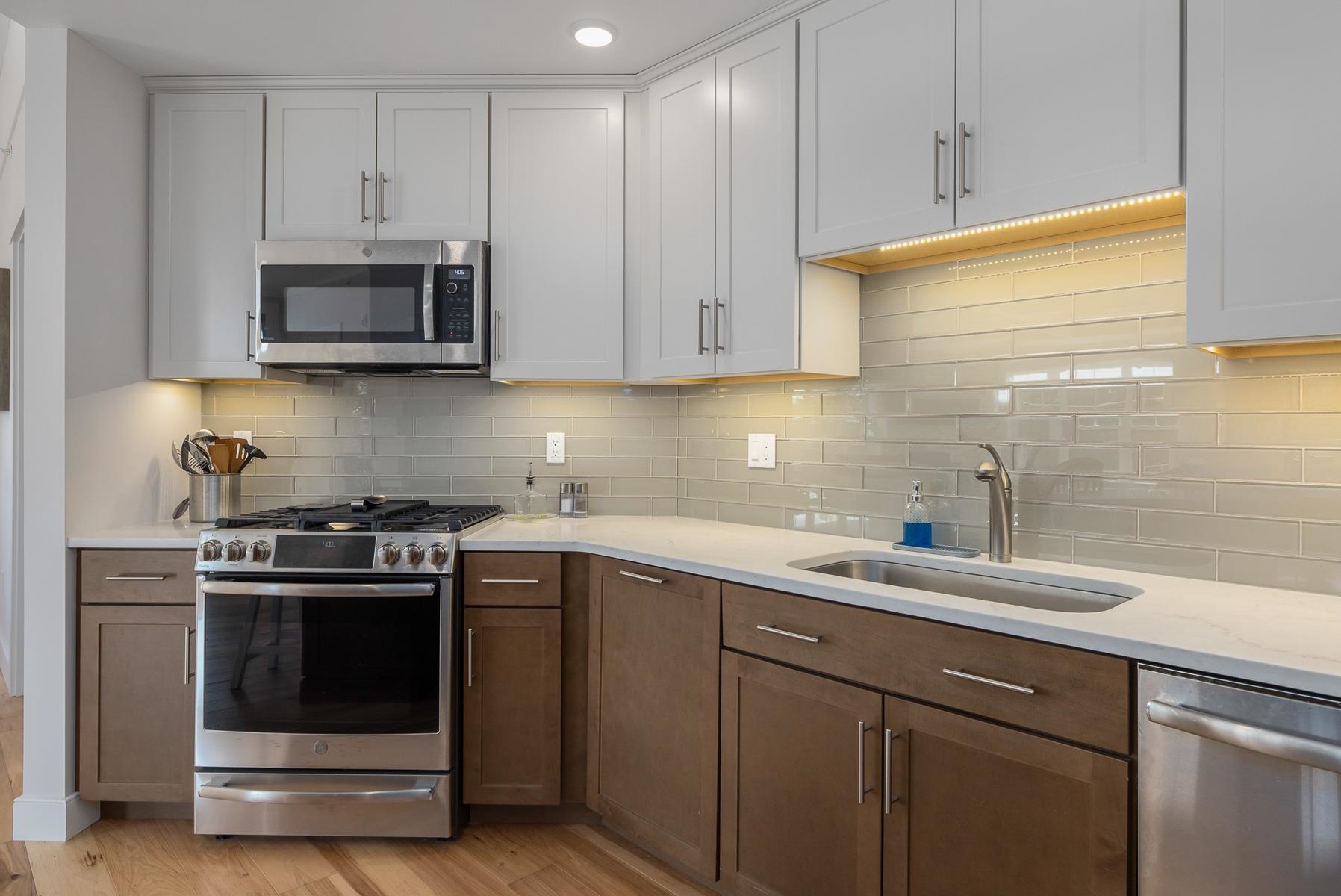 2075 Lafayette Road, Unit B33 Portsmouth, NH 03801 - Photo 8 of 39